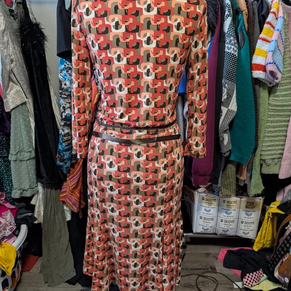 *Sold*Geometric Print Set with Ring Detail - Picture 7 of 9